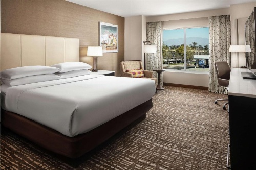 DoubleTree By Hilton Hotel Ontario Airport image 33